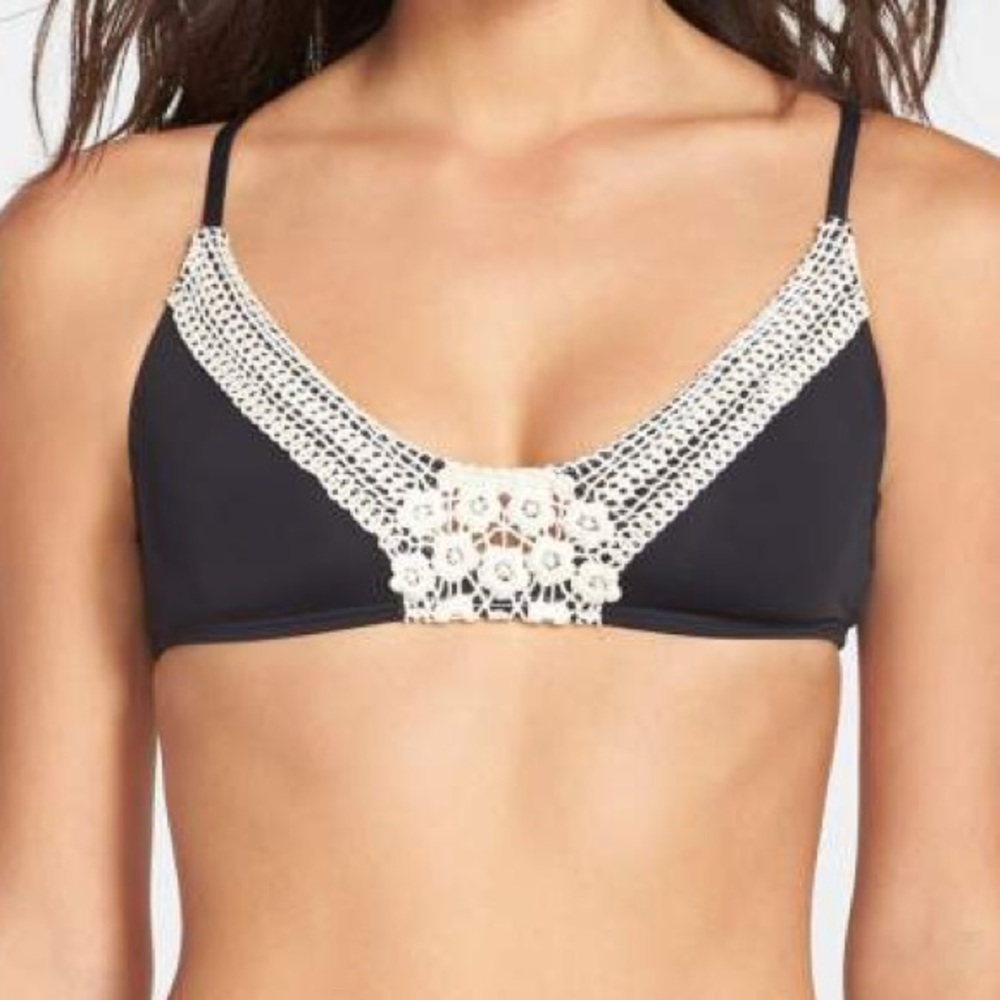 👙 2 for $15 👙 Lucky Brand crossback bikini top